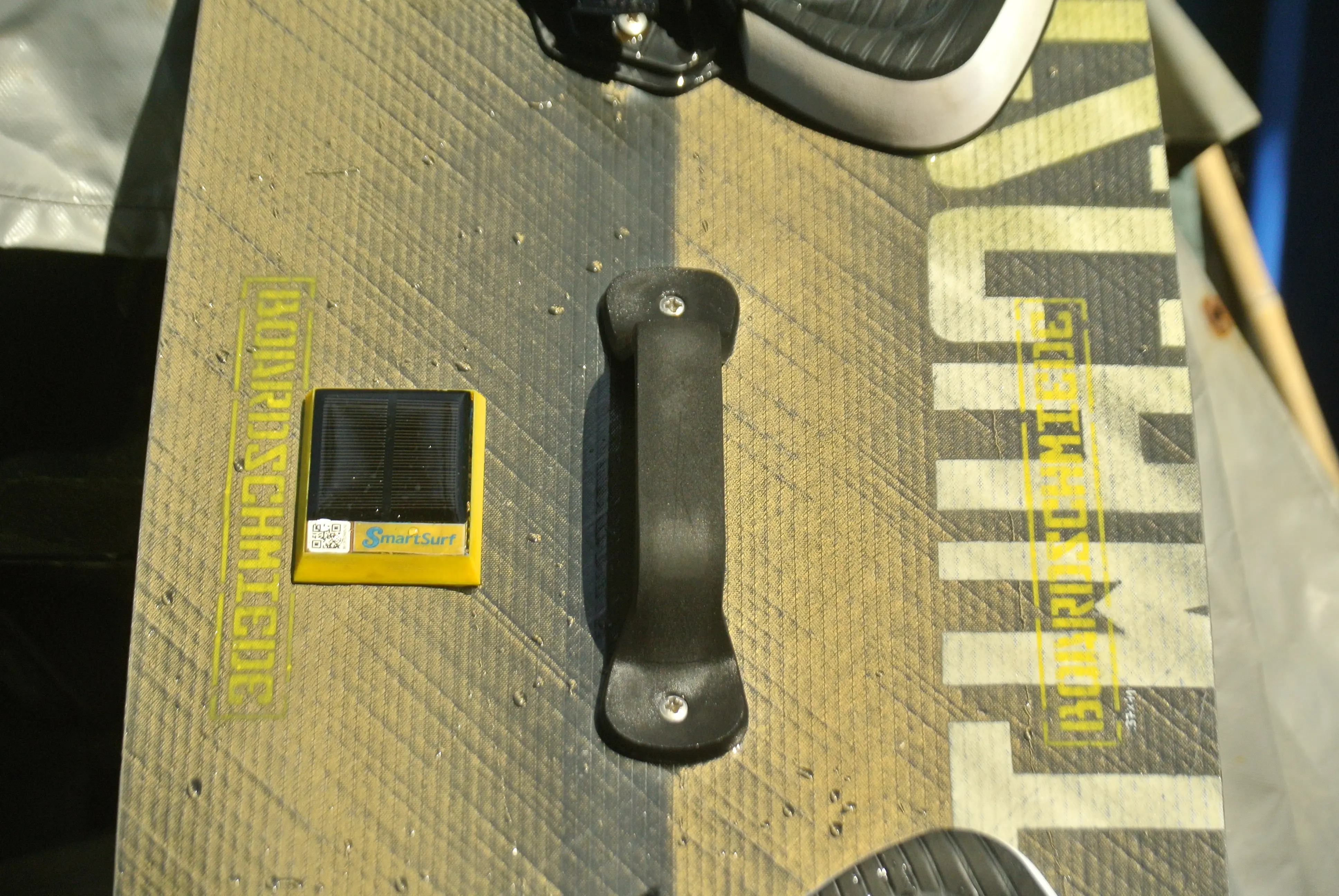 SmartSurf Tracker on a kiteboard